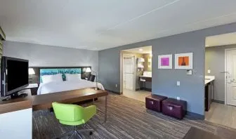 King room with work station at Hampton Inn & Suites Houston-Bush Intercontinental Aprt.