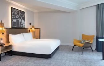 King room with natural light at DoubleTree By Hilton London Elstree.