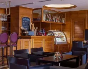 Snack bar at Hilton Dubai The Walk.