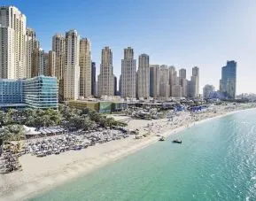 Beach access at Hilton Dubai The Walk.