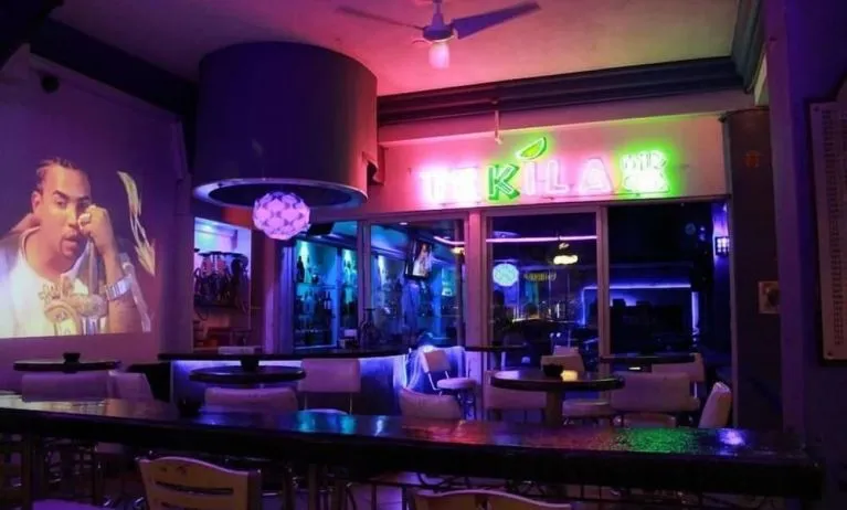 Hotel bar at The Harrison Hotel Downtown Hollywood.