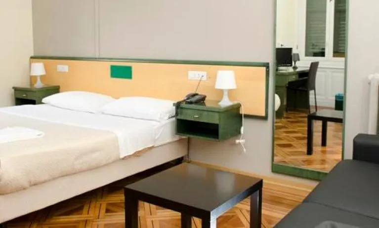Hotel Suisse, Genova