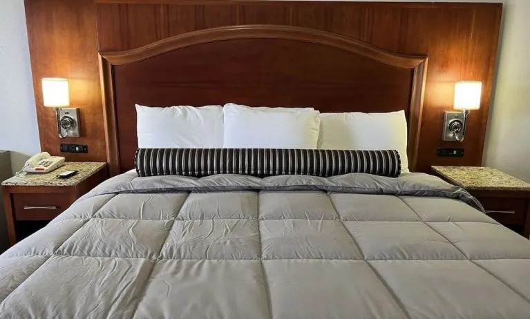 King bed at Casa Rosa Inn.