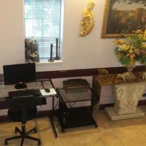 Business center available at Casa Rosa Inn.