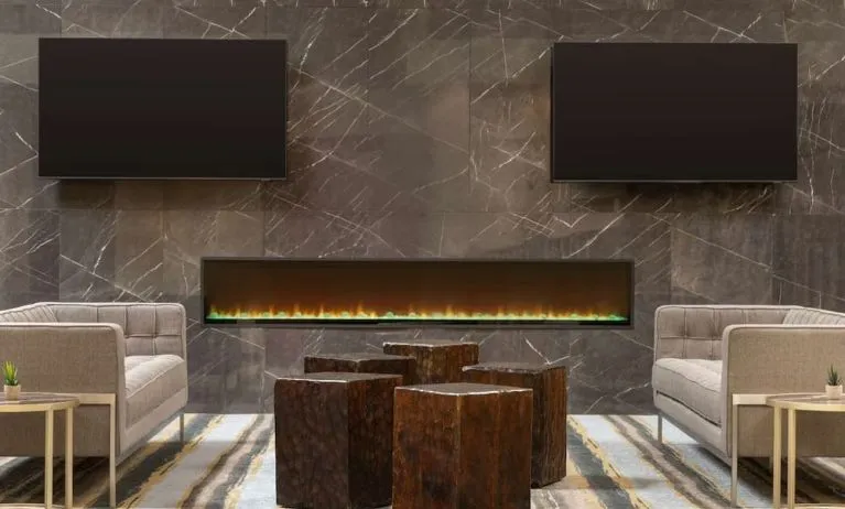 Lobby and lounge at DoubleTree By Hilton Fort Worth South.