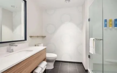 Guest bathroom at Tru By Hilton Ft. Lauderdale Airport.