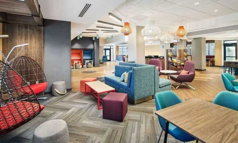 Coworking lounge at Tru By Hilton Ft. Lauderdale Airport.