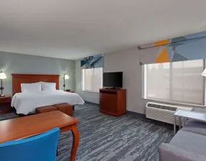 Day use king room at Hampton Inn & Suites Clovis-Airport North.