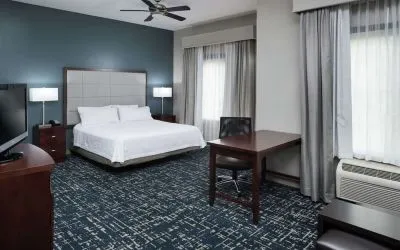 Day use room with workspace at Homewood Suites By Hilton Fresno Airport/Clovis.
