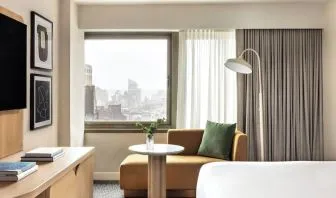 Day use room with natural light at Kimpton Theta New York - Times Square.