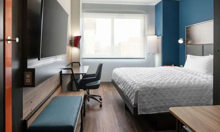 Day use room with work desk at Tru By Hilton Denver Downtown Convention Center.