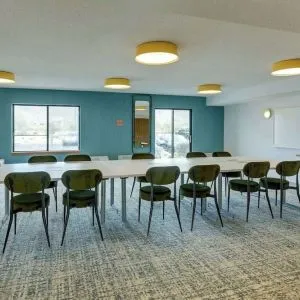 Professional meeting room at Sonesta Select Scottsdale At Mayo Clinic Campus.