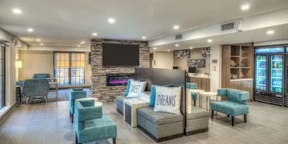 Lobby lounge at Sleep Inn Oakbrook Terrace.