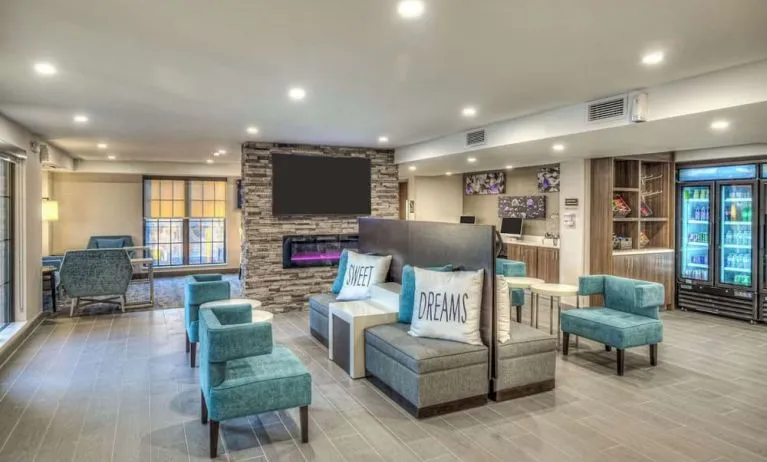 Lobby lounge at Sleep Inn Oakbrook Terrace.
