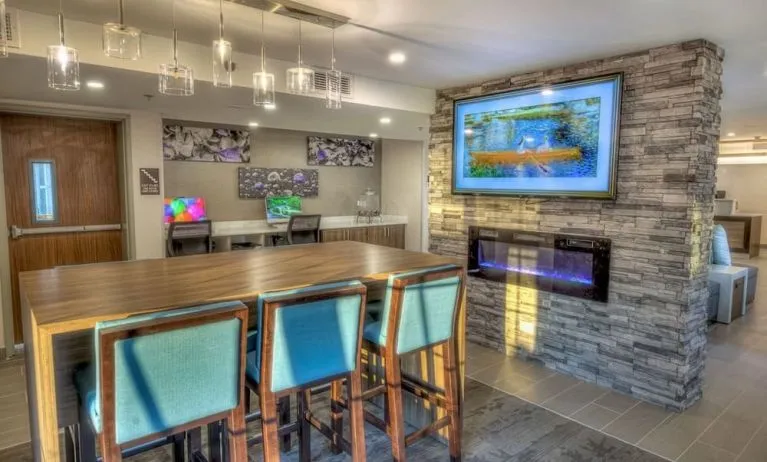 Lobby workspace at Sleep Inn Oakbrook Terrace.
