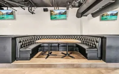 Dining area with comfortable seating at Radisson Hotel Schaumburg.