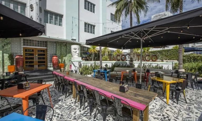 Outdoor dining area at Catalina Hotel & Beach Club.