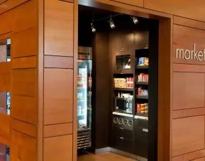 Convenience store at Sonesta Emeryville Oakland.