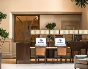 Lobby workspace at Hilton Baton Rouge Capitol Center.