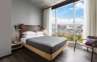 Day use room with natural light at Moxy Boston Downtown.