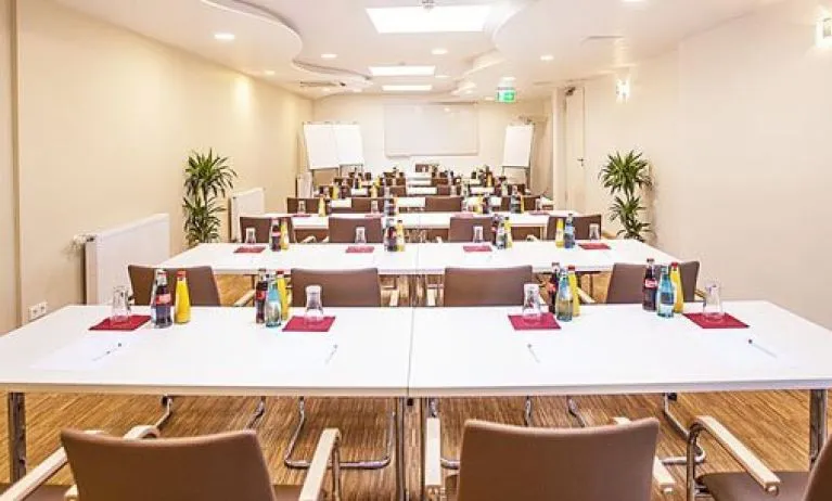 Hotel Classic Goethe & Restaurant Messe, Frankfurt