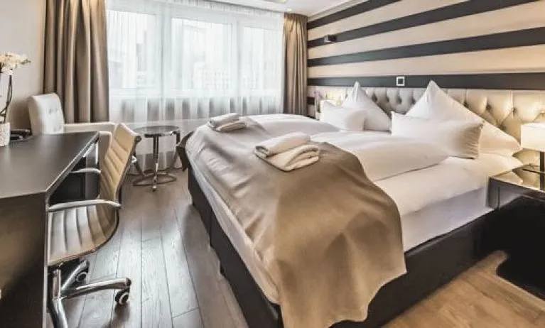 Hotel Skyline City Frankfurt, Frankfurt