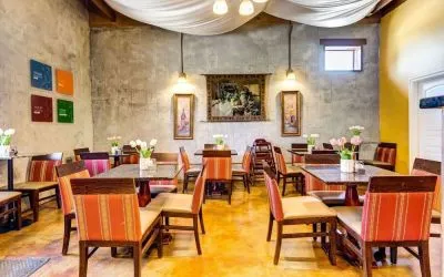 Dining area perfect for coworking at Comfort Inn Pomona Near Fairplex.