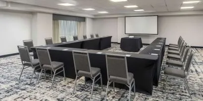 Meeting room at Homewood Suites By Hilton Miami Airport-Blue Lagoon.