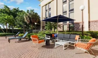 Courtyard perfect for coworking at Hampton Inn Ft. Lauderdale-Cypress Creek.