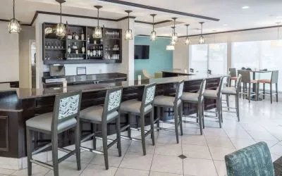 On-site bar at Hilton Garden Inn Dothan.