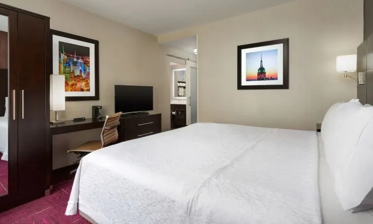 Standard day use room at Hampton Inn Manhattan/Times Square Central.