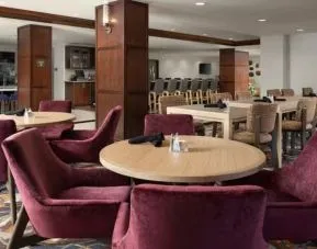 On-site restaurant at Hilton Garden Inn Shreveport Bossier City.