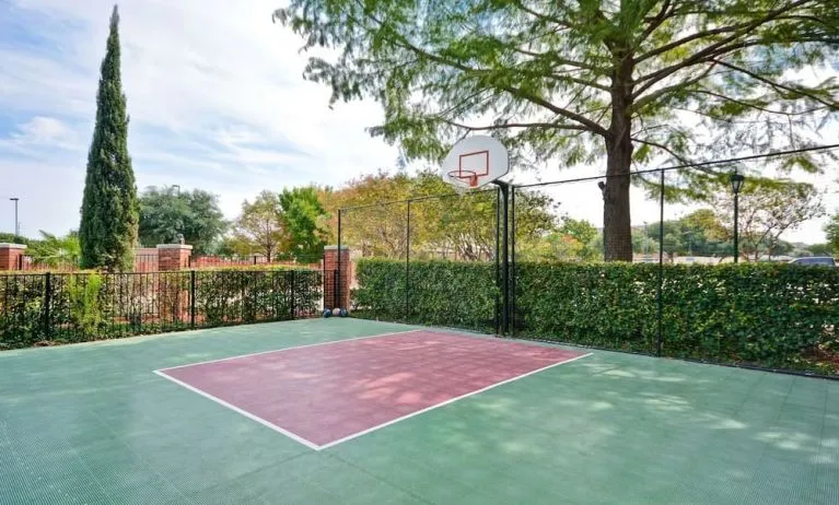 Sport court at Homewood Suites By Hilton Dallas-Lewisville.