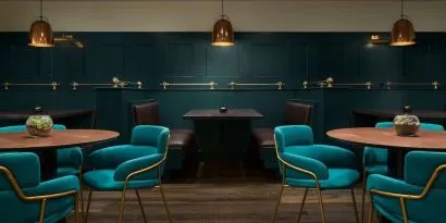 Dining area with comfortable seating, perfect for co-working at Stanford Court San Francisco.