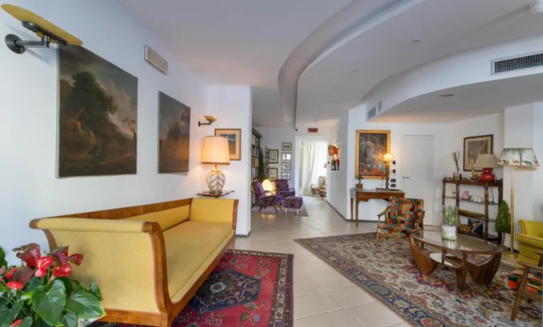 Hotel Bernardino, Lucca