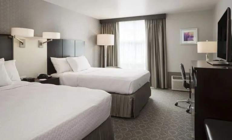 Queen beds at Crowne Plaza Chicago SW.