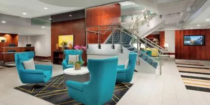 Hotel lobby at Courtyard Boston Cambridge.
