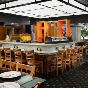 On-site restaurant at Courtyard Boston Cambridge.