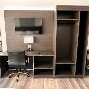 Day room with closet space at The Irish Inn Boutique Hotel.