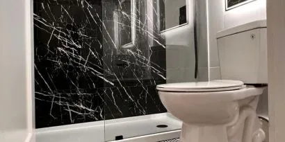 Guest bathroom at The Irish Inn Boutique Hotel.