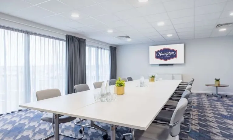 Meeting room at Hampton By Hilton Humberside Airport.