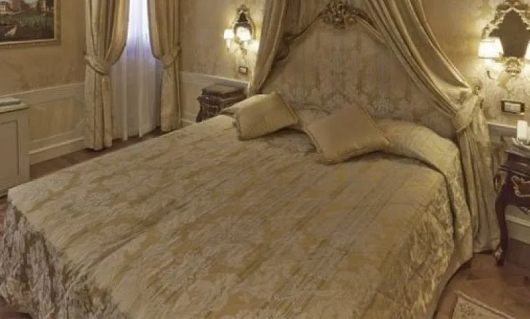 Hotel Canal Grande, Venice