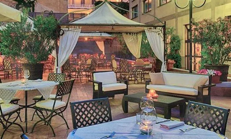 Leonardo Hotel Milan City Center, Milan