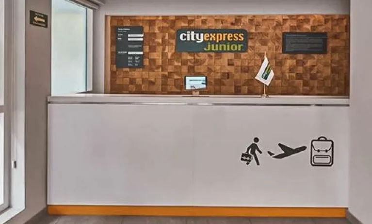 City Express Junior by Marriott CDMX Sullivan, Mexico City