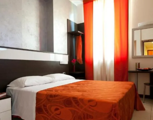 Hotel Ideale, Milan