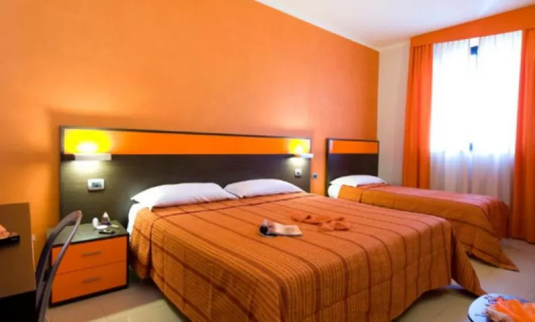 Hotel Ideale, Milan