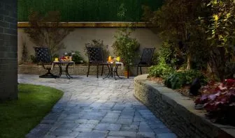 outdoor garden at Aura Hotel Brooklyn.