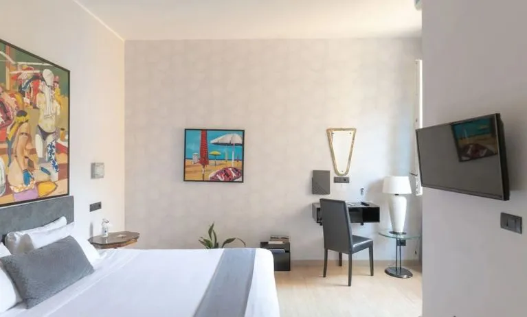 Day use room at Aiello Rooms.
