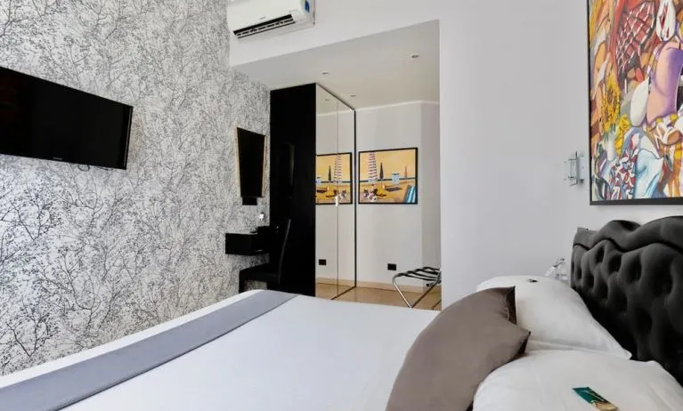 Day use room at Aiello Rooms.
