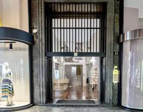 Hotel entrance at Aiello Hotels Duomo.